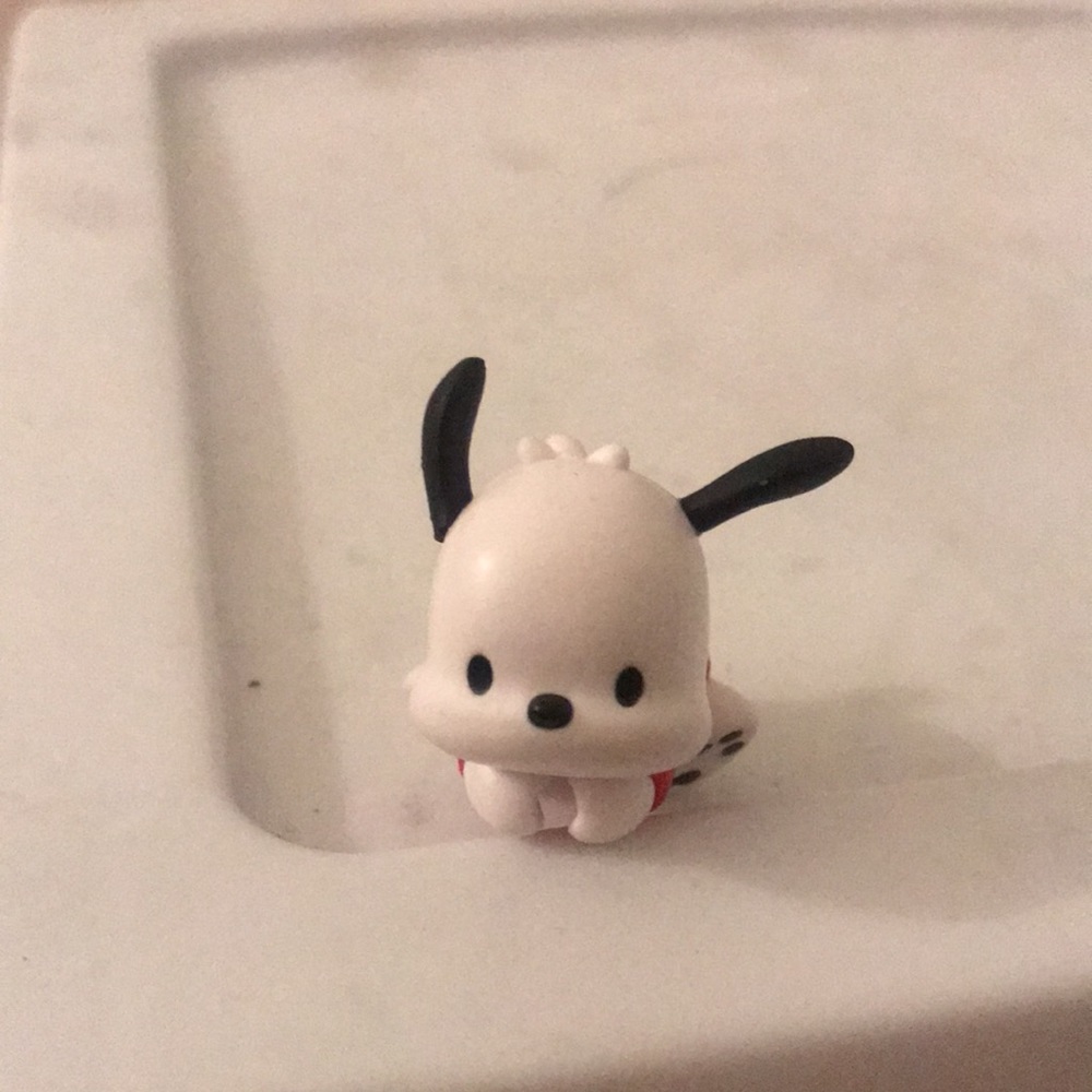Hello Kitty cable holder - Picture 2 of 3